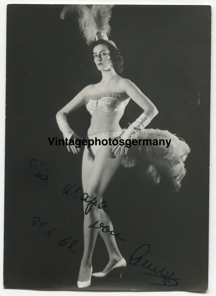 G1753 Photo 1960s Nude Dancer Pretty Woman Burlesque Bar Lingerie