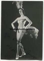 G1753 Photo 1960s Nude Dancer Pretty Woman Burlesque Bar Lingerie
