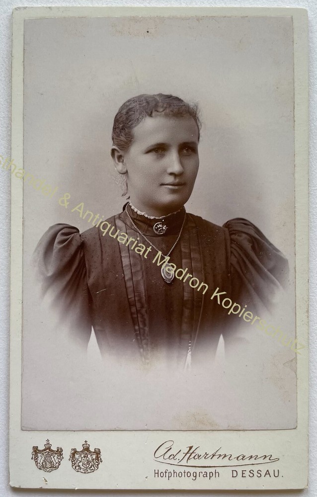 orig. CDV photo photograph fashion woman lady around 1895 Hartmann Dessau