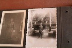 Reste eines Albums 55 Fotos – Soldaten, Ärzte, OP, Pimpfe, Badegäste, Sport usw.