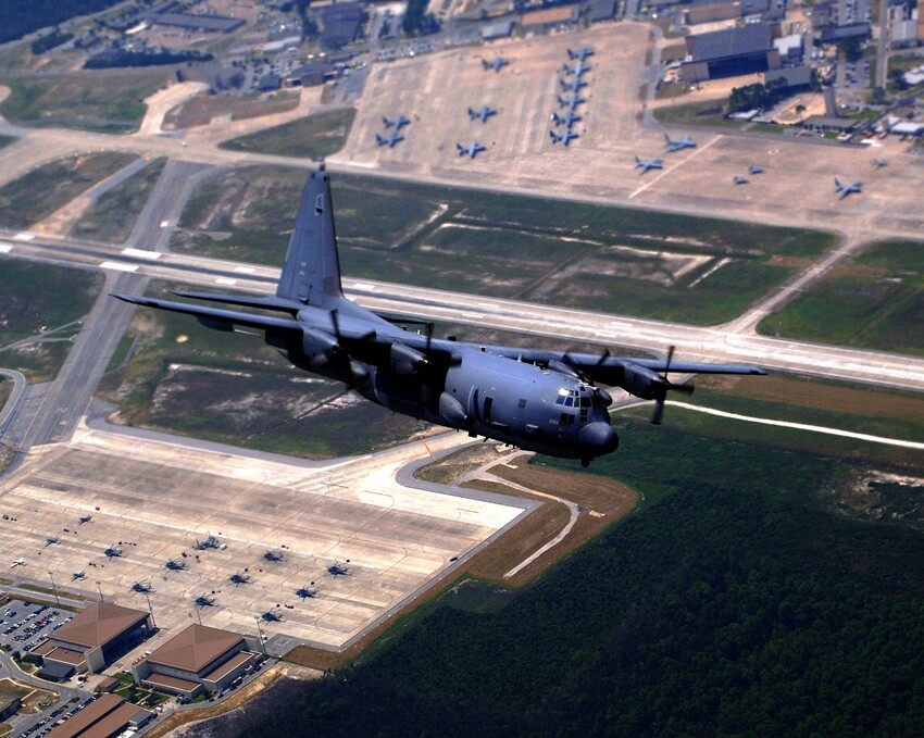 New Photo: AC-130U Spooky Gunship Aircraft, Special Operation Squad – 6 Sizes!