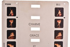 Lot of 2 Colorelief Stereo Views. Cabarets Nude, Charm. Good condition.