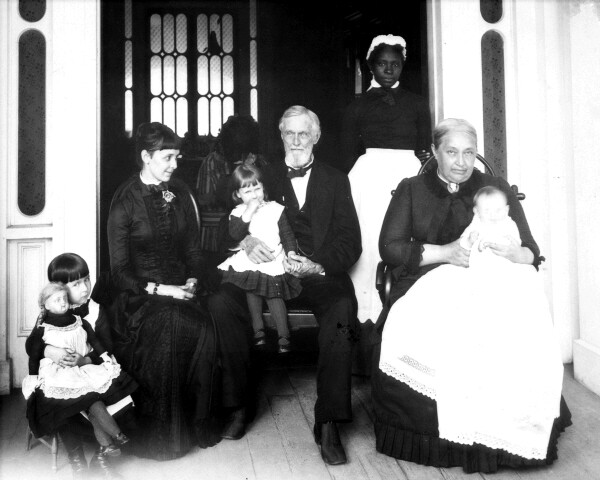 New Civil War Photo: Confederate President Jefferson Davis & Family – 6 Sizes!