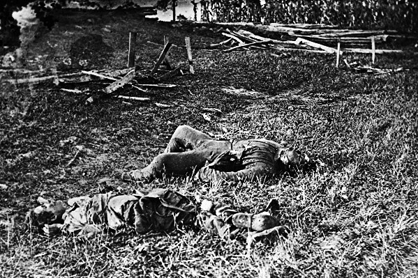 New Civil War Photo: Confederates Soldiers at Antietam – Sharpsburg – 6 Sizes!