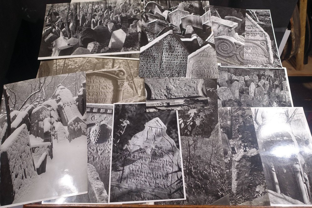 Judaica: 15 Photos 1942-1956, Headstones Old Jewish Cemetery in Prague, Mostly