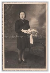 Berlin 1941 – Girl for Confirmation – Old Photo 1940s