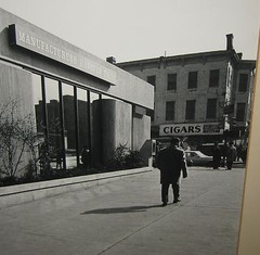 Vintage EZRA STOLLER SCHOOL MODERNIST Bank Architecture PHOTOGRAPH – Manny Hanny