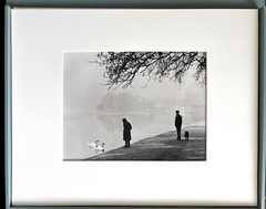 CORNELL CAPA: INT’L CENTER 30TH ANNIV. PORTFOLIO – 2004 – 5 PHOTOS – 27/100.