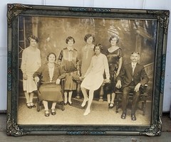 ANTIQUE PHOTO PRINT LARGE FAMILY PORTRAIT FRAMED 22″ X 19″