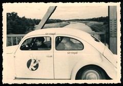 Pretzel Beetle 1953 – VW Beetle Car with Chef Logo – 1950s – Automotive Passenger Car – Photo 10x7cm