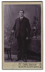 Photograph Carl Sachse, Ulm / Danube, Sattlergasse 6, elegant young gentleman in A
