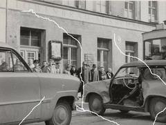 18x12cm old barite photo 1958 Munich accident Ford Taunus 12m + Lloyd 600 station wagon