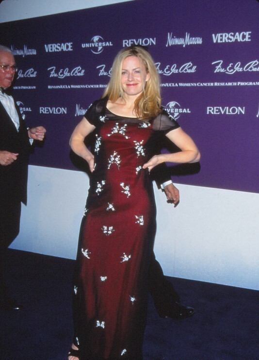 Dia Elizabeth Shue Celebrity Photo Agency 1998 KB Format Photographer P2-18-2-1