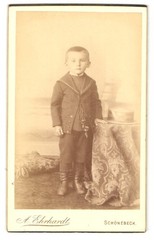 Photograph A. Ehrhardt, Schönebeck, Salzstraße 24, portrait of a boy in elegant