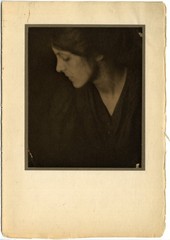 Alvin Langdon Coburn, «A Portrait Study» April 1904 Camera Work VI Photogravure