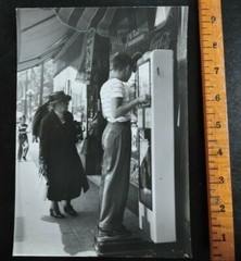 Signed 1950s 6.5×9.5″ Los Angeles CA African-Americans PHOTO LEAGUE Joe Schwartz