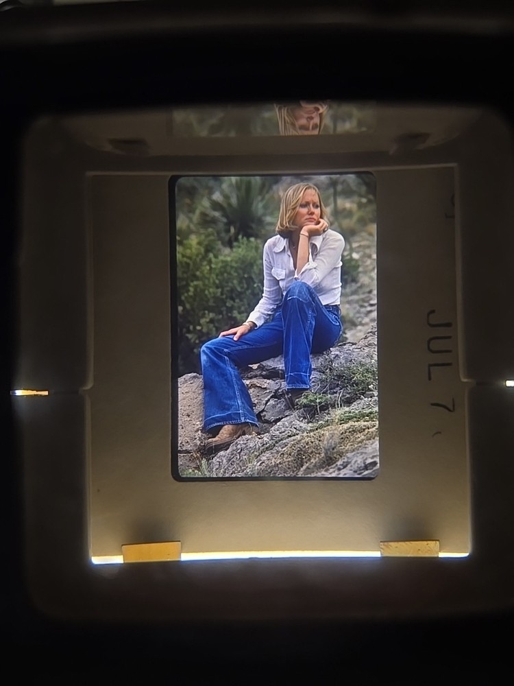 Org Nude Camera Club 70’s 35mm Risque Slide – WOMAN IN SOUTHWEST WESTERN DESERT