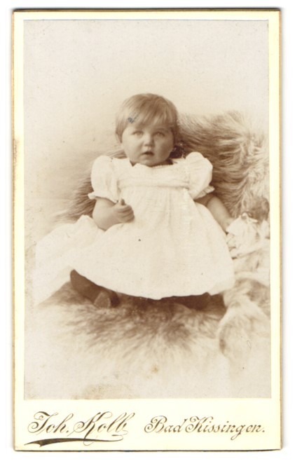 Photograph Joh. Kolb, Bad Kissingen, portrait of a toddler