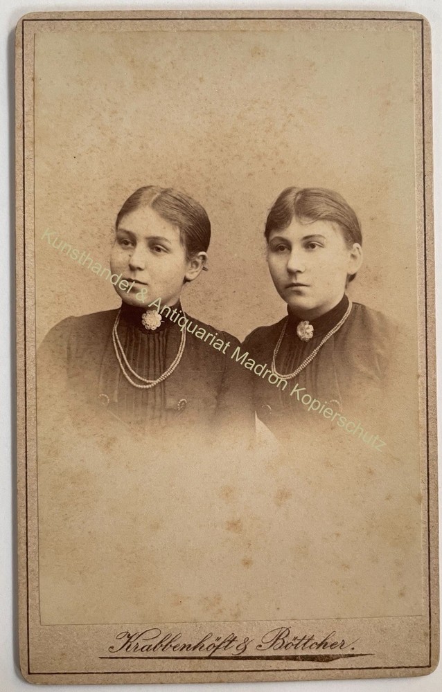 orig. CDV photo photograph old picture woman lady fashion around 1885 Krabbenhöft & Böttcher
