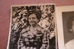 Two Great Vintage Photos – Portraits of Pretty Women – 1930s-40s