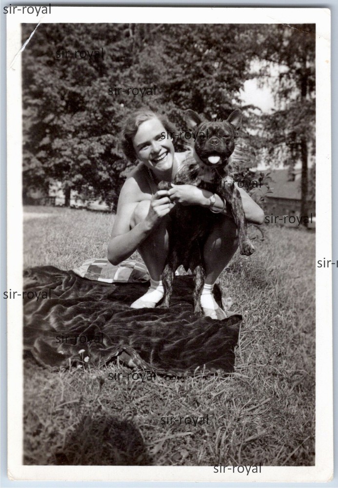 Mrs Illy and French Bulldog Bully – 1930s – Photo 6x9cm