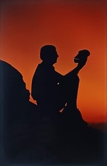 ORIGINAL ENRICO FERORELLI ART PHOTO DONALD JOHANSON and LUCY SKULL in HADAR 1993