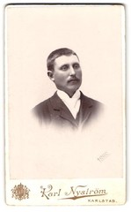 Photograph Karl Nyström, Karlstad, portrait of a man CDV / cabinet photo