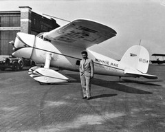 New Photo: Aviator Wiley Post, Winnie Mae, 1st Solo Flight Around World -6 Sizes