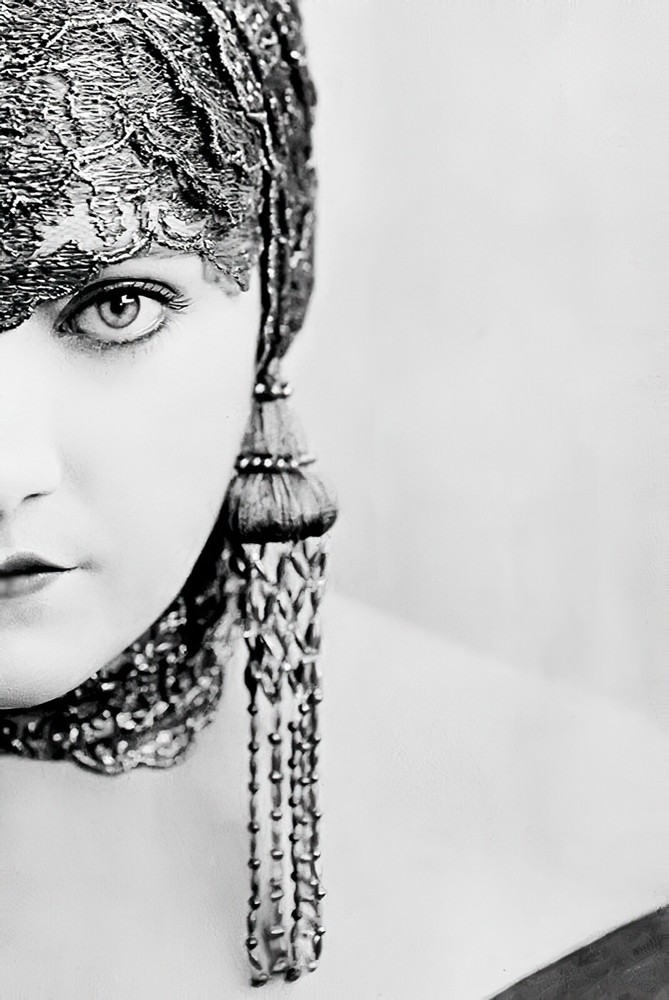 Gloria Swanson – Hollywood Legend – c. 1919 – reprint – multiple sizes: 817