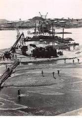 Photography.moi10165. Mozambique.zambeze bridge.1932 .5 7/8×4 5/16in