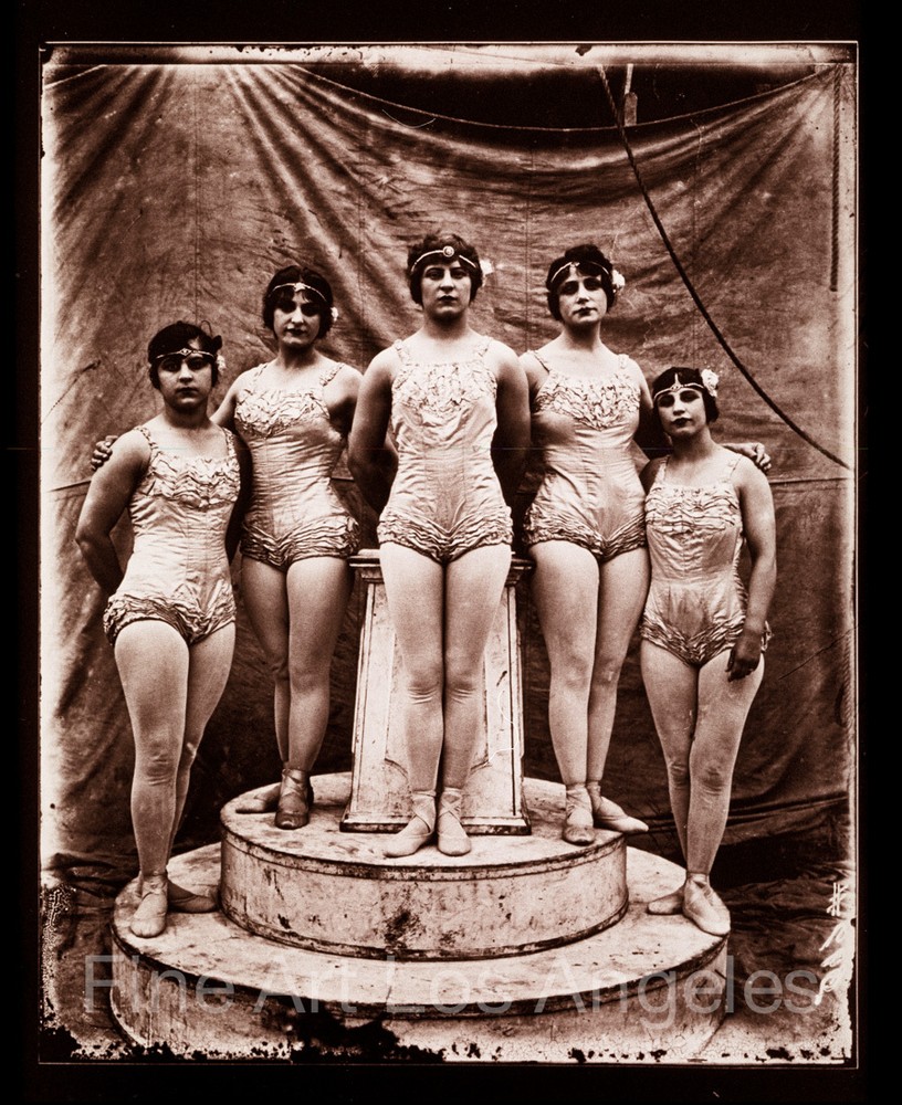 Fred Glasier Photo, «All Women Circus Act» 1890-1925