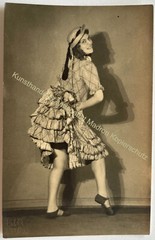 orig. Photo postcard girl woman lady dance dancer around 1929 dancing pretty beautiful Berlin