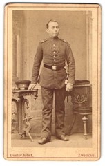 Photograph Gustav Jobst, Zwickau, exterior Schneebergerstr. 20, Soldier in Unifor