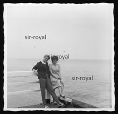 Two young women in Duhnen 1962-Cuxhaven-photo 9x9cm