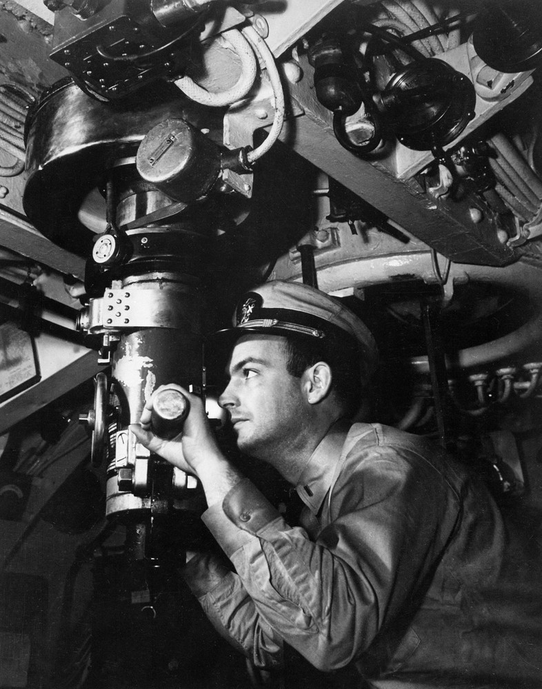 Officer at periscope in control room of submarine 11×14 Photograph Print 11″x14″