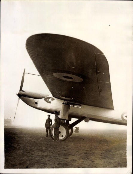 Photo British Fairey Monoplane Royal Air Force Aircraft on… – 10334410