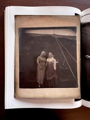 ORIGINAL DIANE ARBUS PRINT GIFT TO CIRCUS SWORD SWALLOWER & SISTER + ARBUS BOOK
