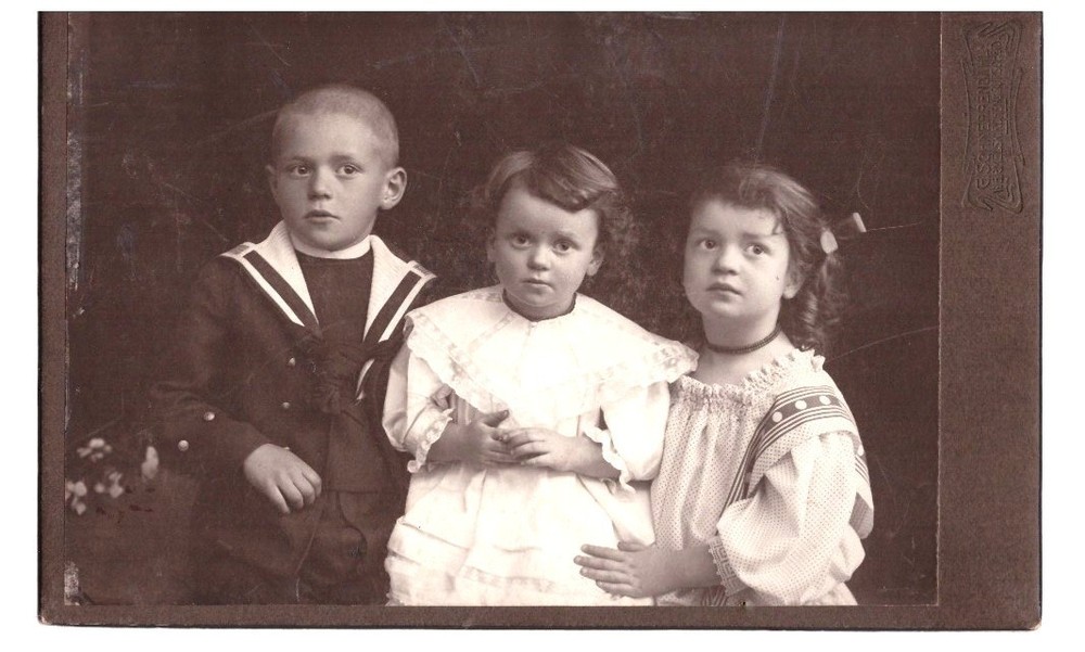 KAB photo around 1900, photo, 3 siblings, Wermelskirchen