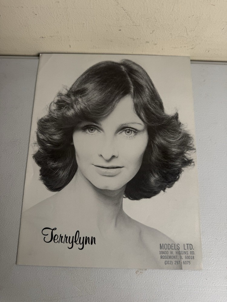 Jerry Lynn Chicago MODELS Images of Women Photo Catalog By Woodie Koizorni