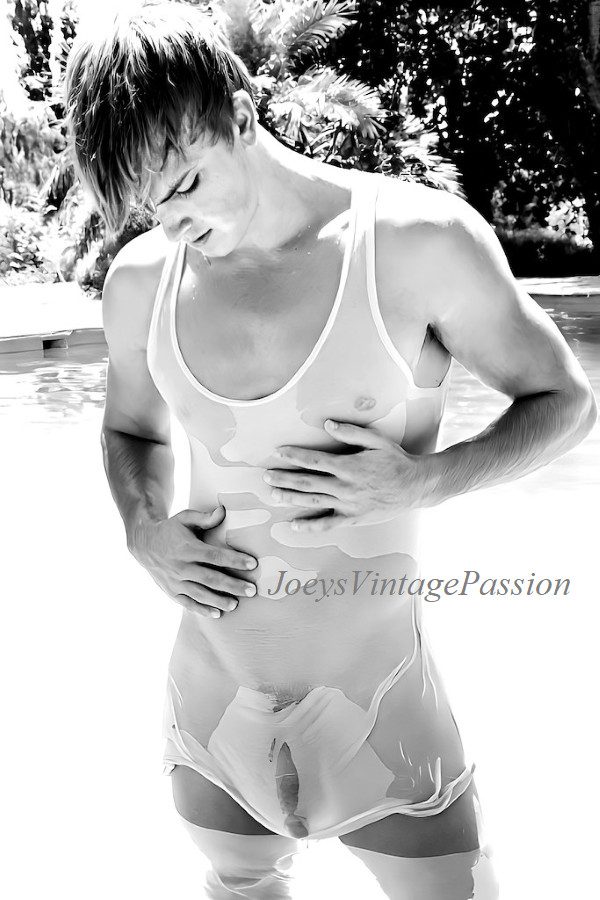 2000’s Muscular Male Beefcake Pinup Bulge Wet T-Shirt 4″x6″ Reprint Photo G70A
