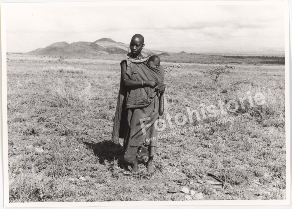 Photo Maasai Woman Child Moshi-Arusha Tanzania 1960s Masai Kraal Kilimanjaro Africa