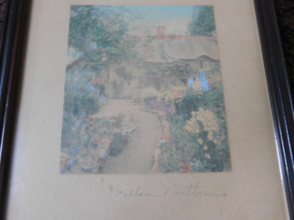 Wallace Nutting Cottage & Garden 3.5″ x 3″ in a Simple 7.5 » x 5.5″ glass frame