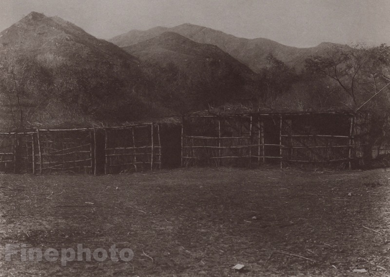 1900/72 Photogravure NATIVE AMERICAN INDIAN Communal Shelter EDWARD CURTIS 11×14