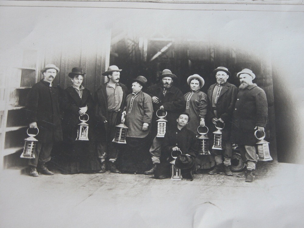 Vtg 1910-20s Ulysses S. Grant Party Coming Out of Bonanza Mines NV B&W Photo
