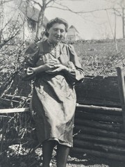 ❤️ Lot 2 Photos Woman with Rabbit in Garden Circa 1940s Dress Vintage 6×9