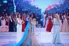 Manushi Chhillar Winner of Miss World 2017 Pageant. Photos Collection 4×6,8×10+