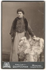 Photography studio Oberpollinger, Munich, Neuhauser Straße 44, Bürgerliche Fra