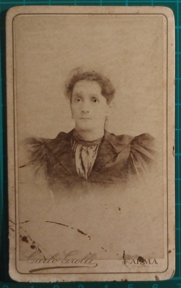 CDV Portrait Photo Of A Woman – PARMA Italy – Atelier Carlo Grolli 1888 – 90 C.