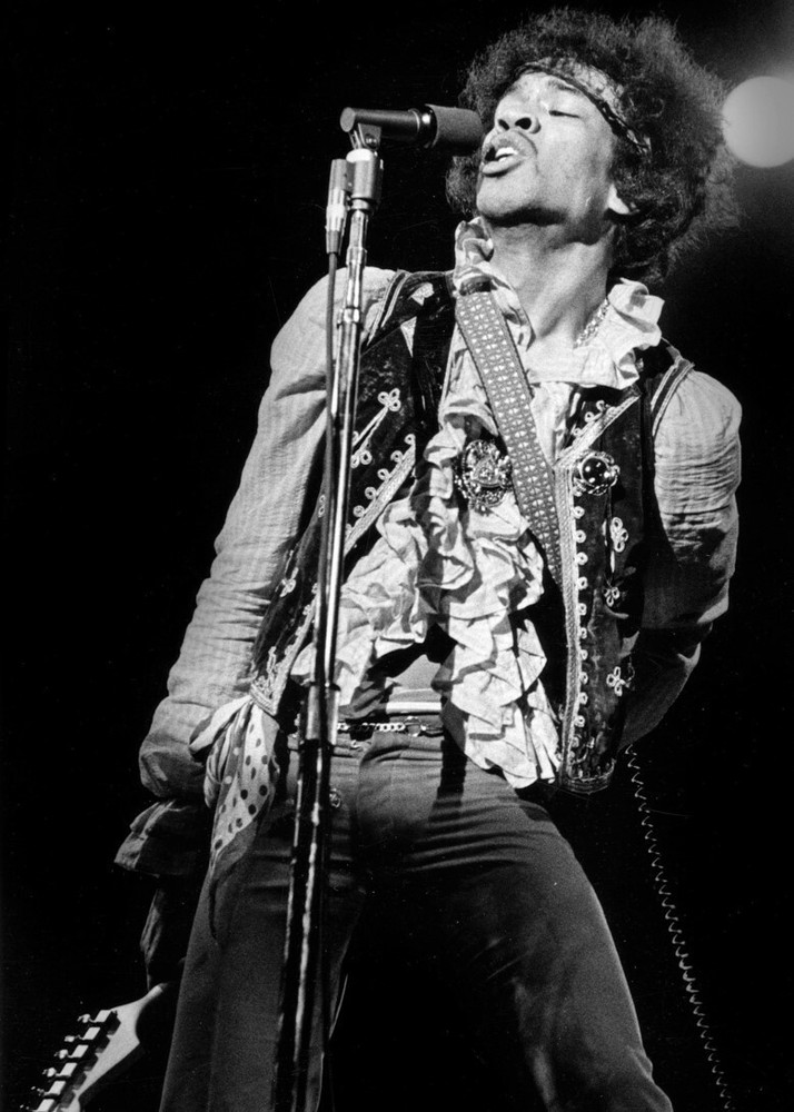 Jimi Hendrix at Monterey 4×6 Re-Print