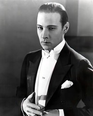Rudolph Valentino publicity portrait c. 1919, reprint – multiple sizes: 1255
